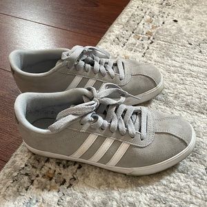 Adidas Neo Sneakers